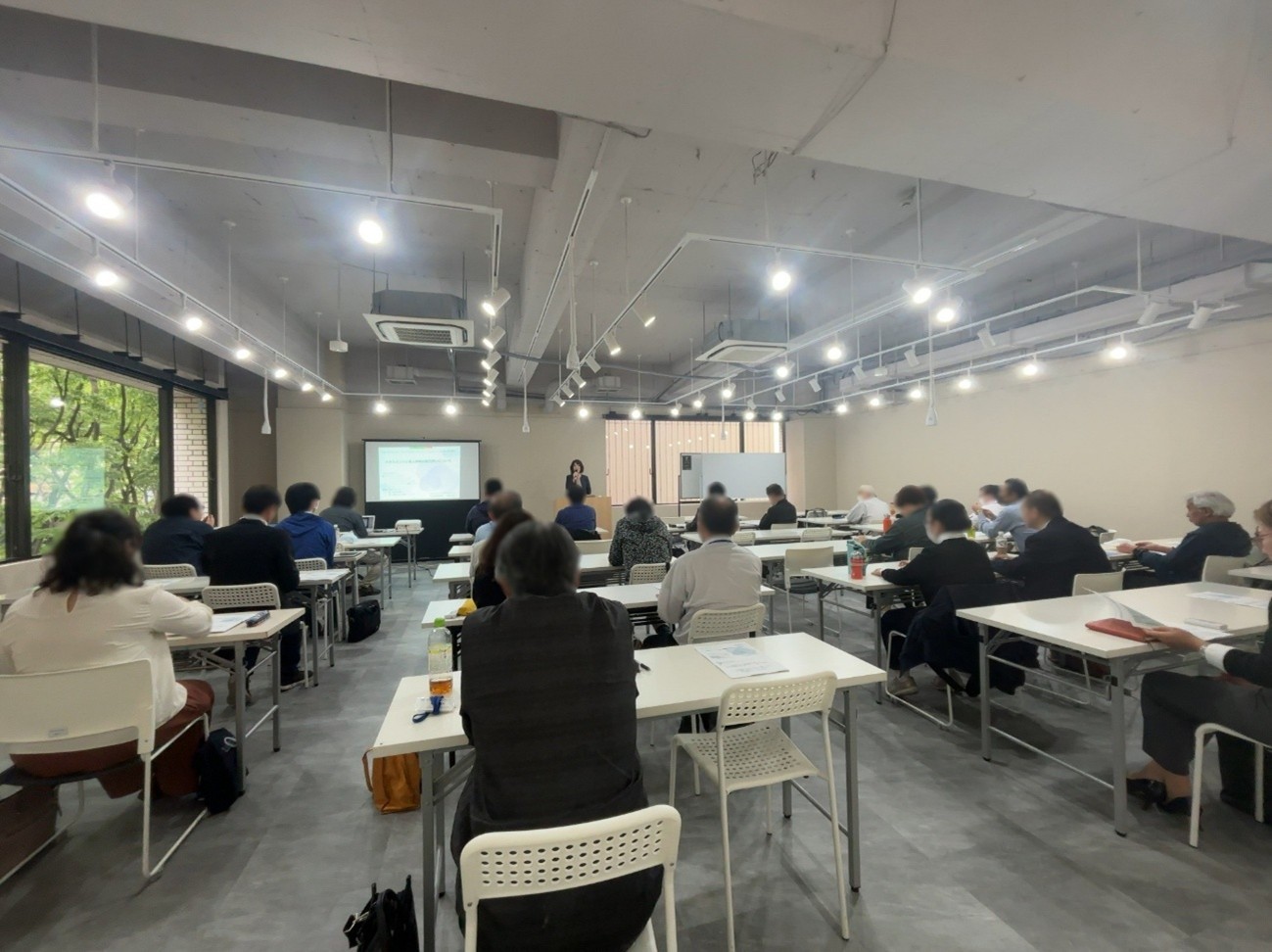 ハラスメントと個人情報の取り扱いについて研修を受けました